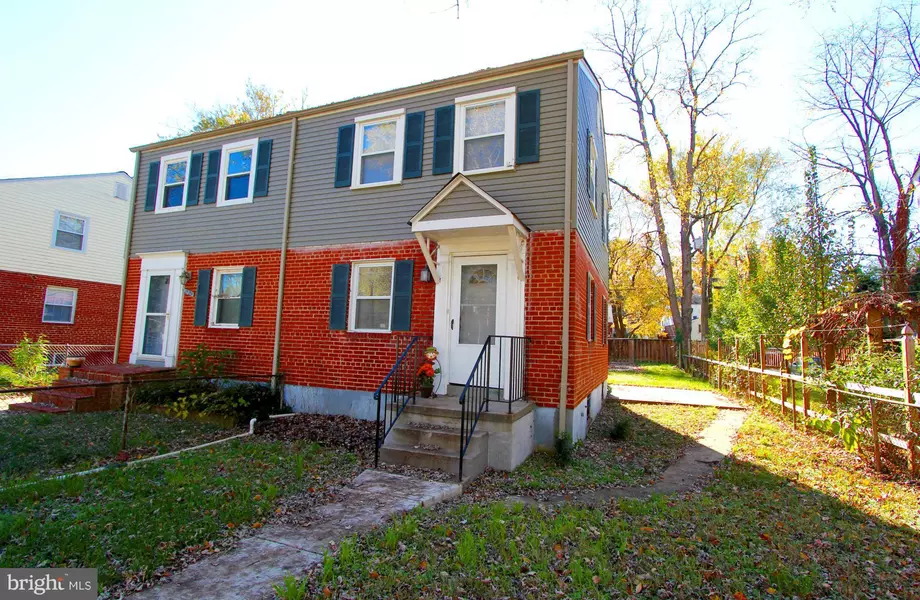 2111 ARLINGTON TER, Alexandria, VA 22303