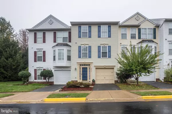 35866 DEVON PARK SQ, Round Hill, VA 20141