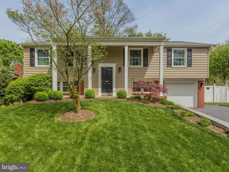 13110 PENNDALE LN, Fairfax, VA 22033