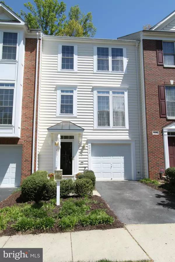 4033 FAIRFAX CENTER HUNT TRL, Fairfax, VA 22030