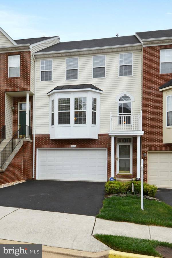 5159 BALLYCASTLE CIR, Alexandria, VA 22315