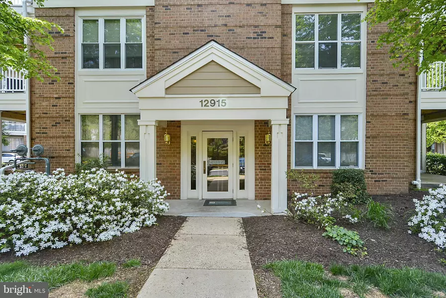 12915 ALTON SQ #204, Herndon, VA 20170