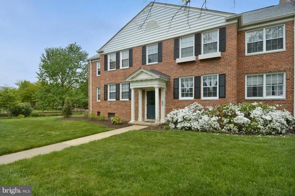 1202 BELLE VIEW BLVD #B2, Alexandria, VA 22307