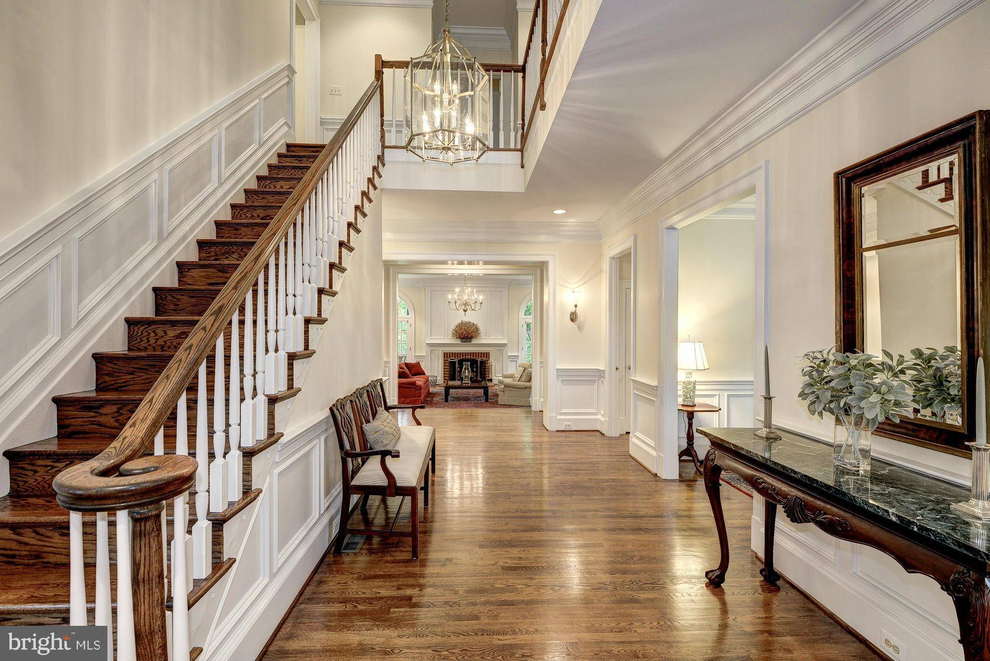 Mclean, VA 22102,1098 MILL RDG