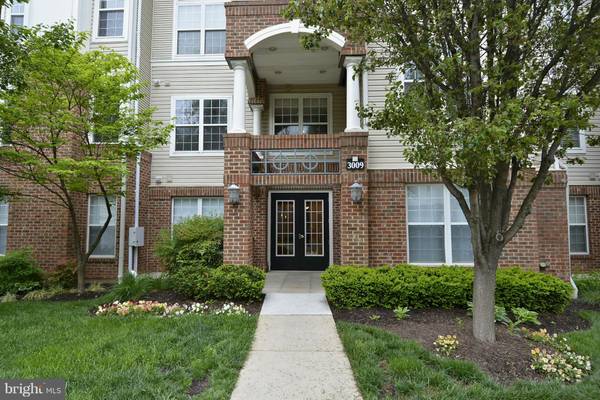 3009 NICOSH CIR #4105, Falls Church, VA 22042