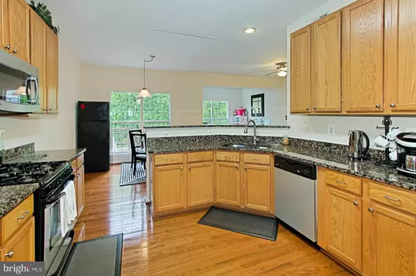 Centreville, VA 20120,13248 MAPLE CREEK LN