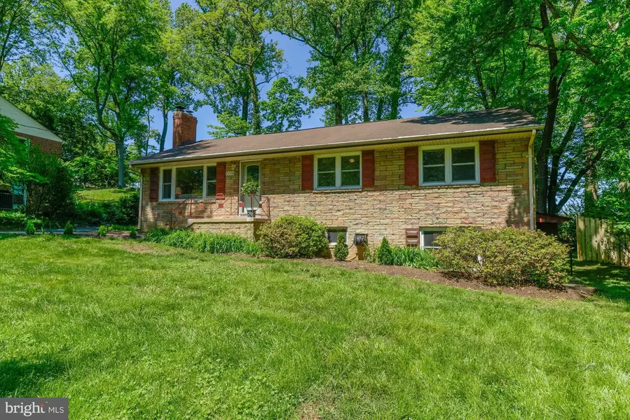 7206 GORDONS RD, Falls Church, VA 22043