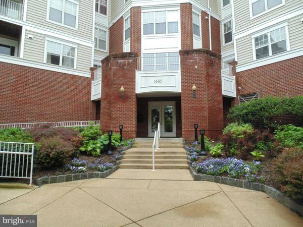 1645 INTERNATIONAL DR #202, Mclean, VA 22102