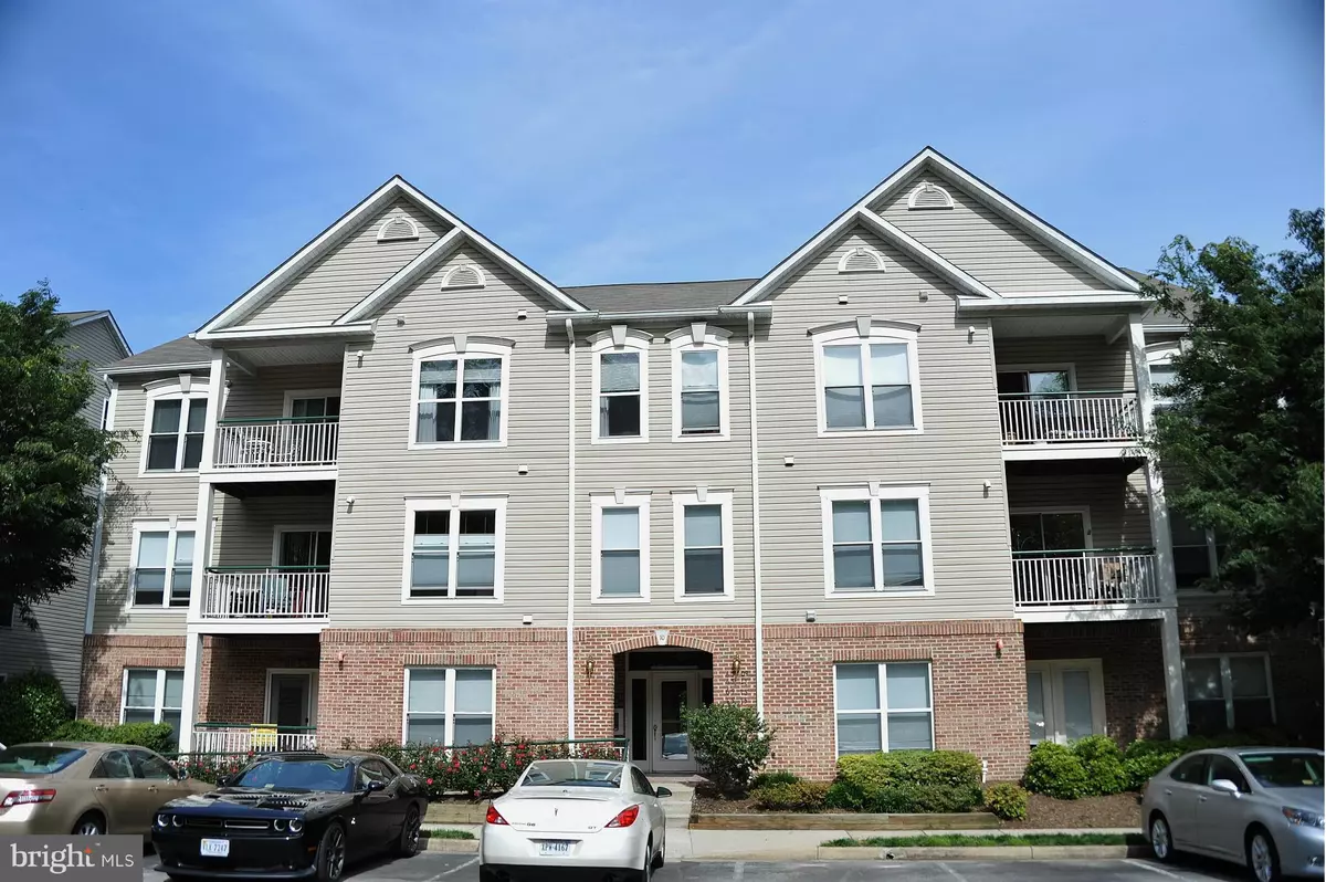 Alexandria, VA 22315,6513 GRANGE LN #303