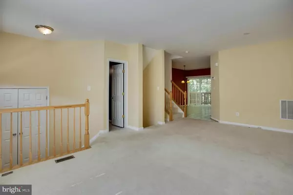 Alexandria, VA 22306,7582 GREAT SWAN CT