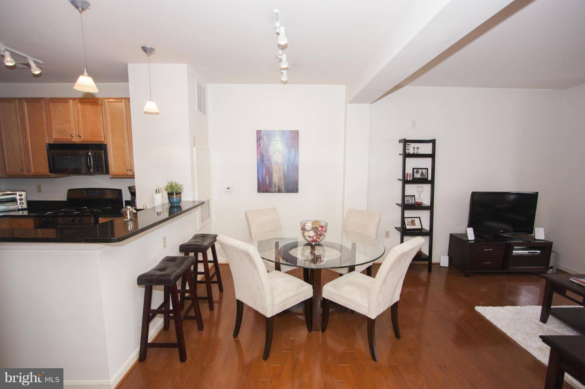 Fairfax, VA 22031,2655 PROSPERITY AVE #319