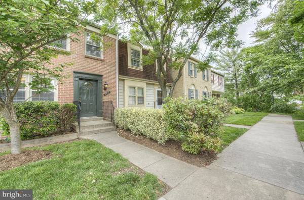 6612 HIDDENITE CT, Alexandria, VA 22310