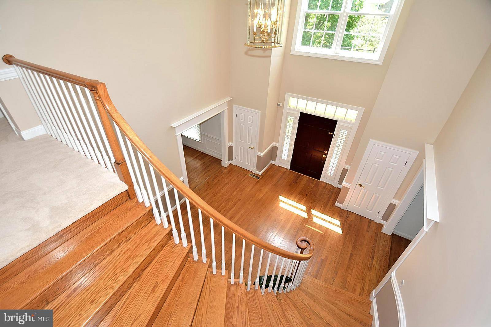 Mclean, VA 22102,8102 RIDINGS CT