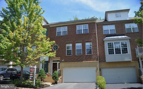 6585 KIERNAN CT, Alexandria, VA 22315