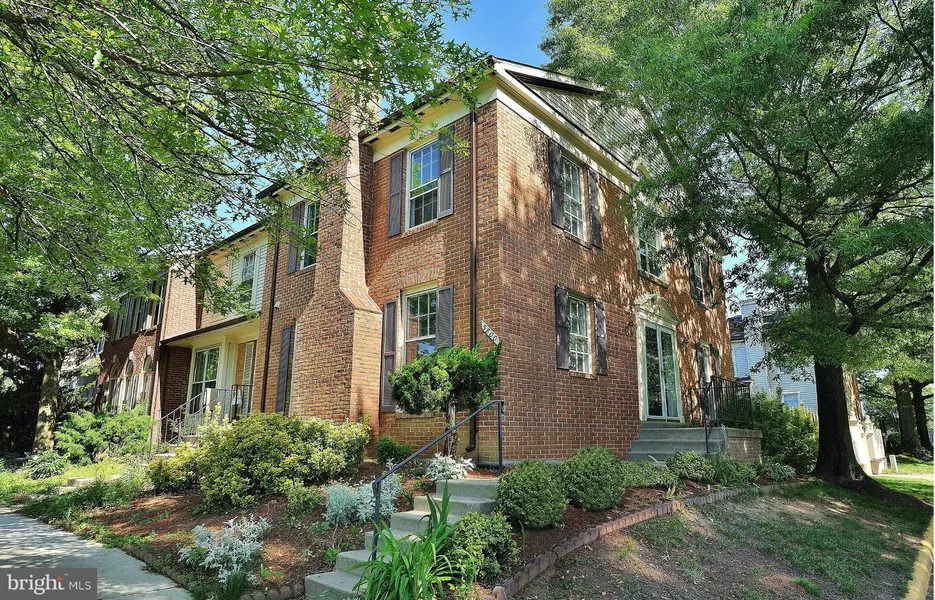 5800 APSLEY HOUSE CT, Alexandria, VA 22310