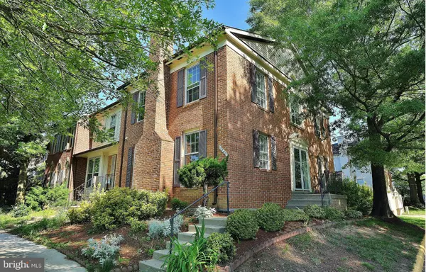 5800 APSLEY HOUSE CT, Alexandria, VA 22310