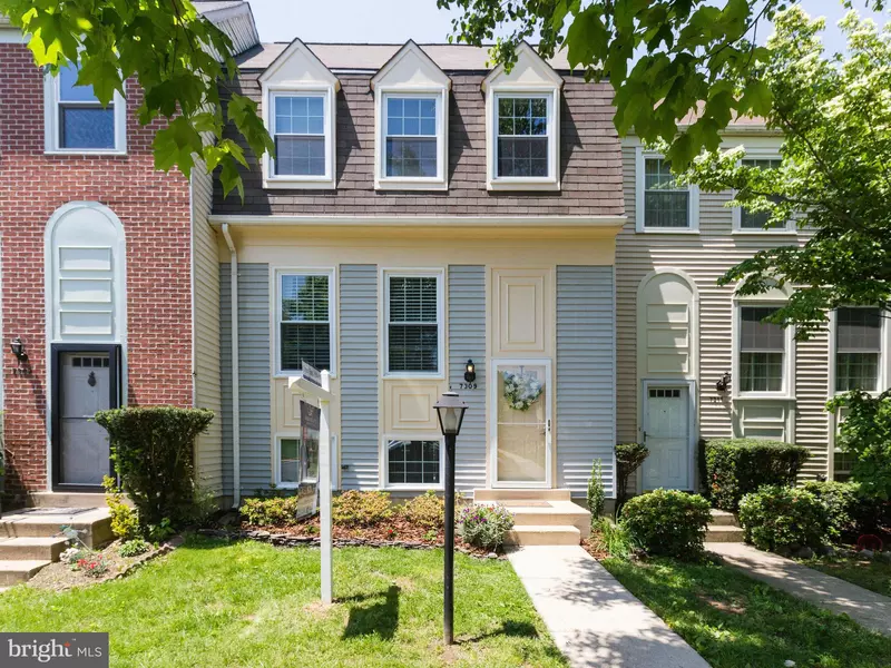 7309 CRESTLEIGH CIR, Alexandria, VA 22315