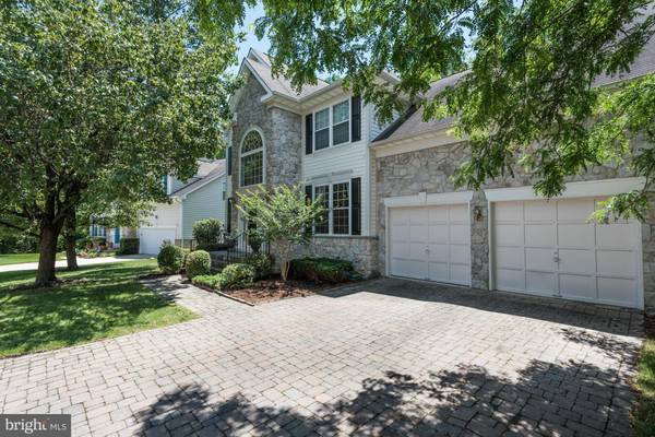 5487 CLONMEL CT, Alexandria, VA 22315