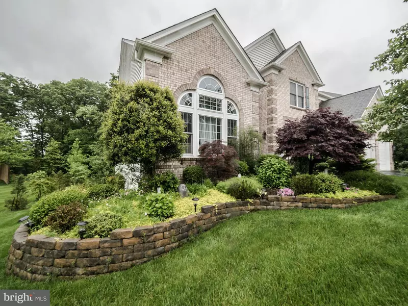 8908 RHODODENDRON CIR, Lorton, VA 22079