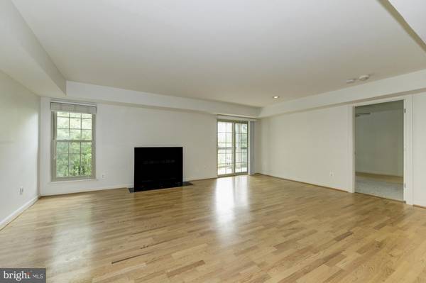 Fairfax, VA 22033,12153 PENDERVIEW LN #2031