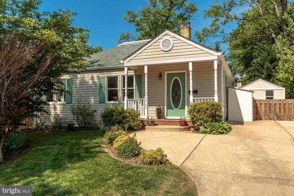 2962 STRATHMEADE ST, Falls Church, VA 22042