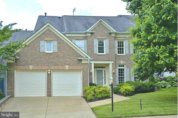 5250 WINTER VIEW DR, Alexandria, VA 22312