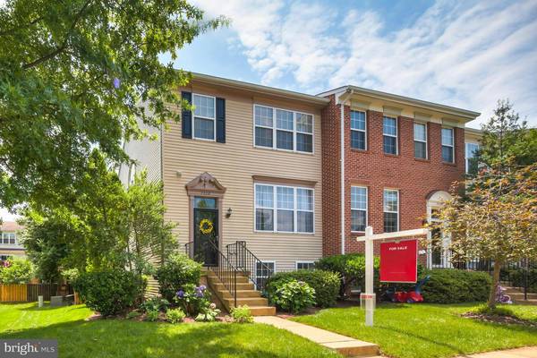 7438 HEATHERFIELD LN, Alexandria, VA 22315