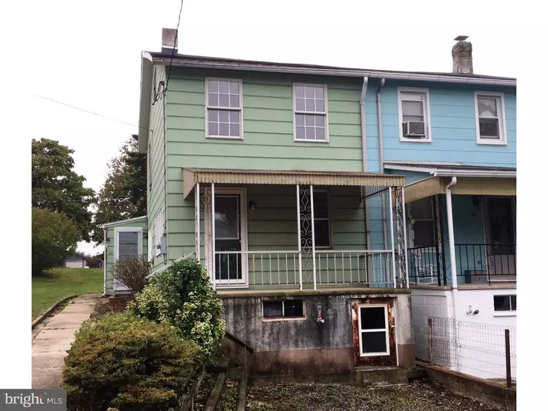 22 S MAIN ST, Mary D, PA 17952