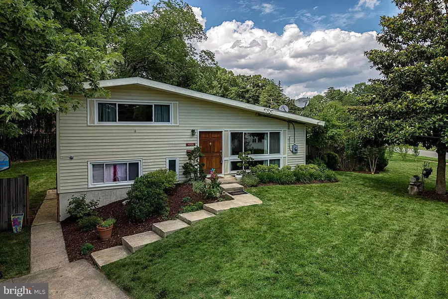 4006 IVANHOE LN, Alexandria, VA 22310