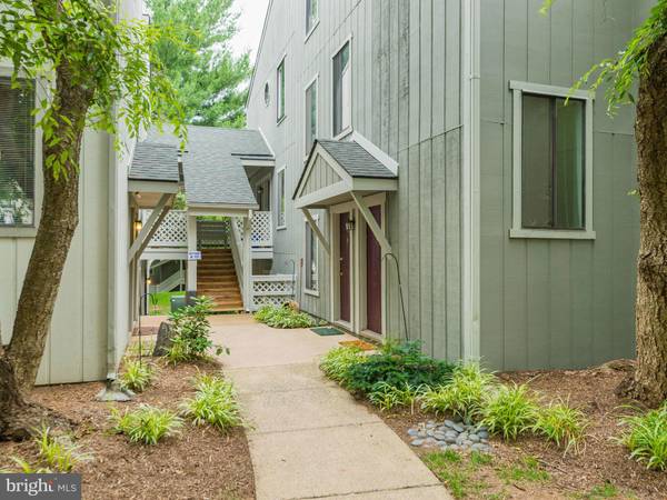 2263 HUNTERS RUN DR #2263, Reston, VA 20191