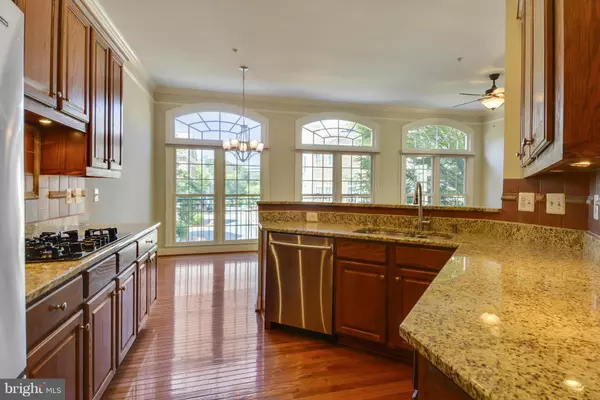 Mclean, VA 22102,1623 COLONIAL HILLS DR