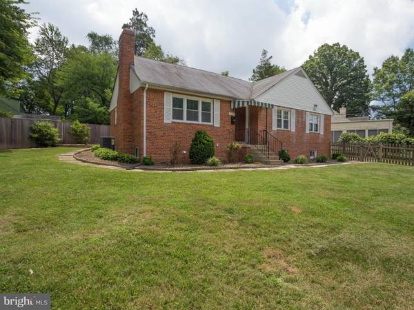 Annandale, VA 22003,7101 VILLAGE DR