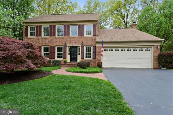 6160 POHICK STATION DR, Fairfax Station, VA 22039