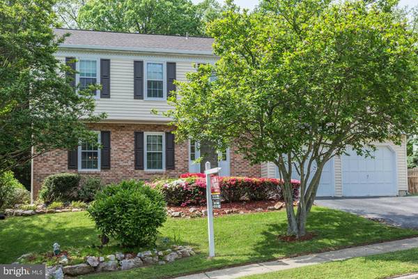 8524 INNISFREE DR, Springfield, VA 22153