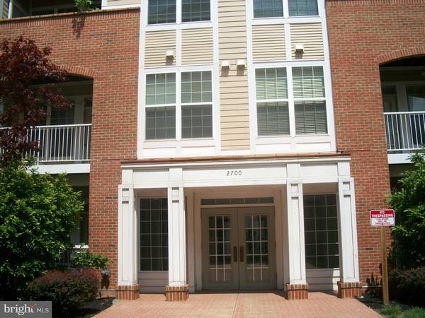 Vienna, VA 22180,2700 BELLFOREST CT #304