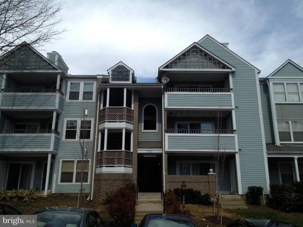 Annandale, VA 22003,7701 LAFAYETTE FOREST DR #33