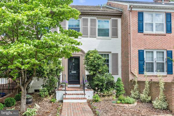 6313 FORT HUNT RD, Alexandria, VA 22307