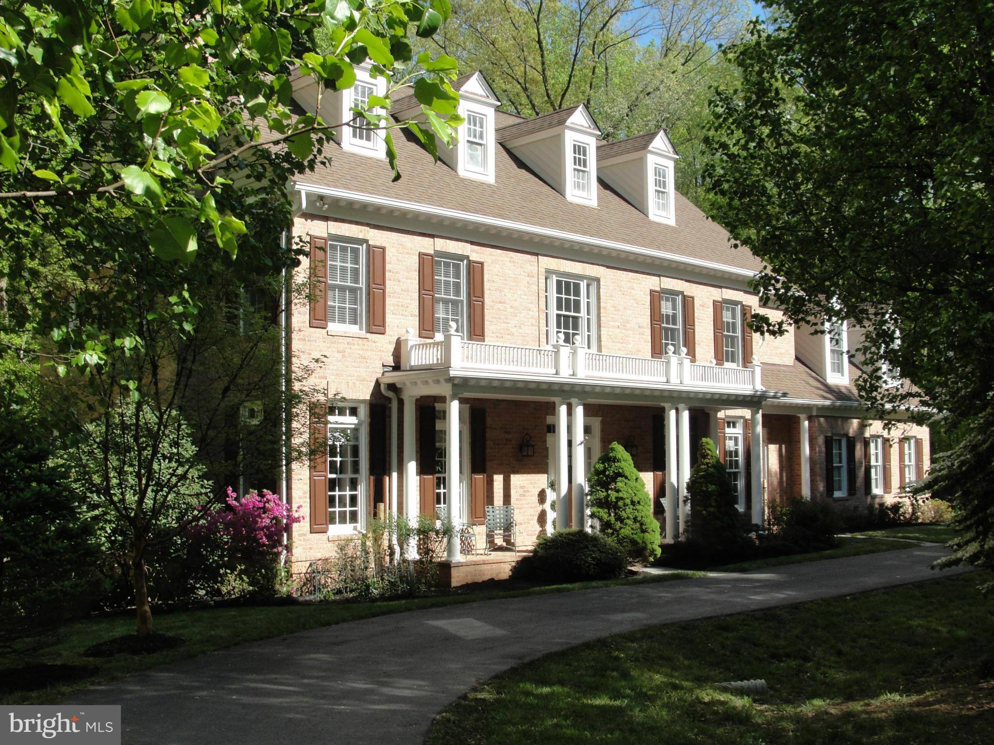 7121 TWELVE OAKS DR, Fairfax Station, VA 22039