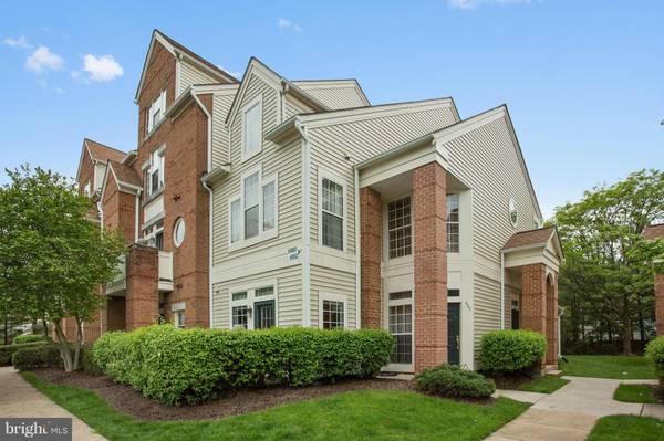 6860 BRINDLE HEATH WAY #201, Alexandria, VA 22315