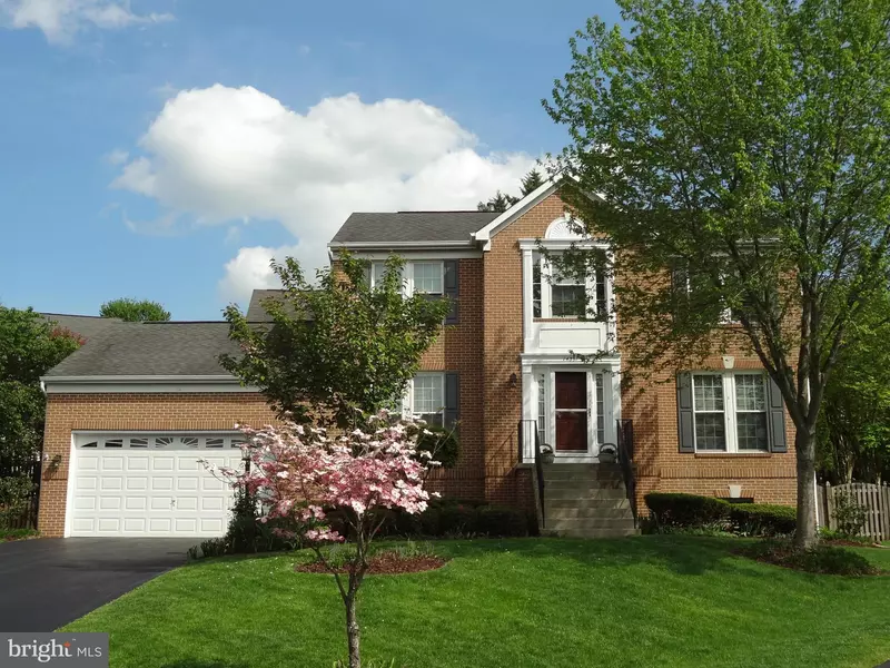 14351 MAPLE ROCK CT, Centreville, VA 20121