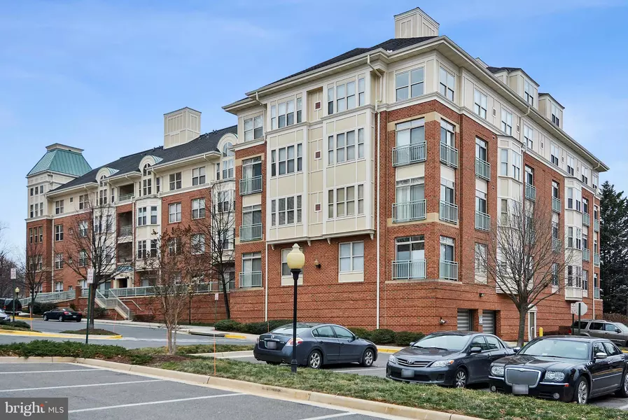 11775 STRATFORD HOUSE PL #111, Reston, VA 20190