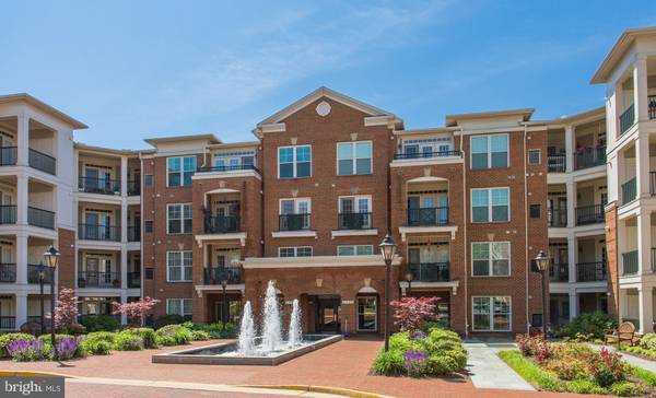 2907 SAINTSBURY PLZ #106, Fairfax, VA 22031