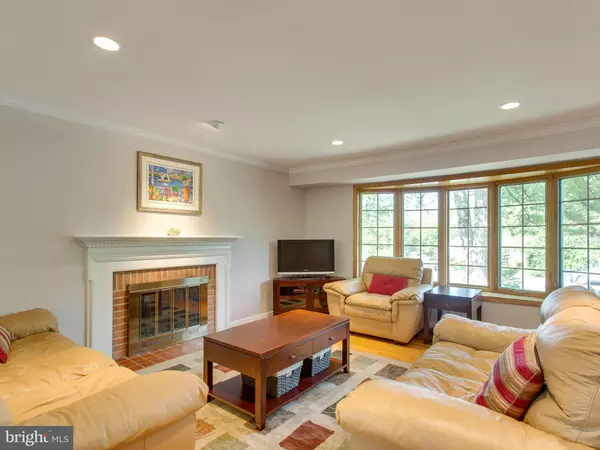 Mclean, VA 22101,1637 MORRILL CT