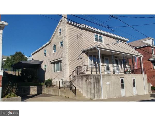 220-222 BROAD ST, Saint Clair, PA 17970