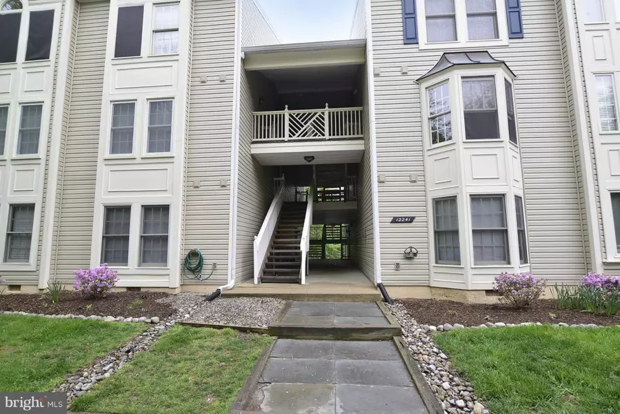 12241 FAIRFIELD HOUSE DR #313B, Fairfax, VA 22033