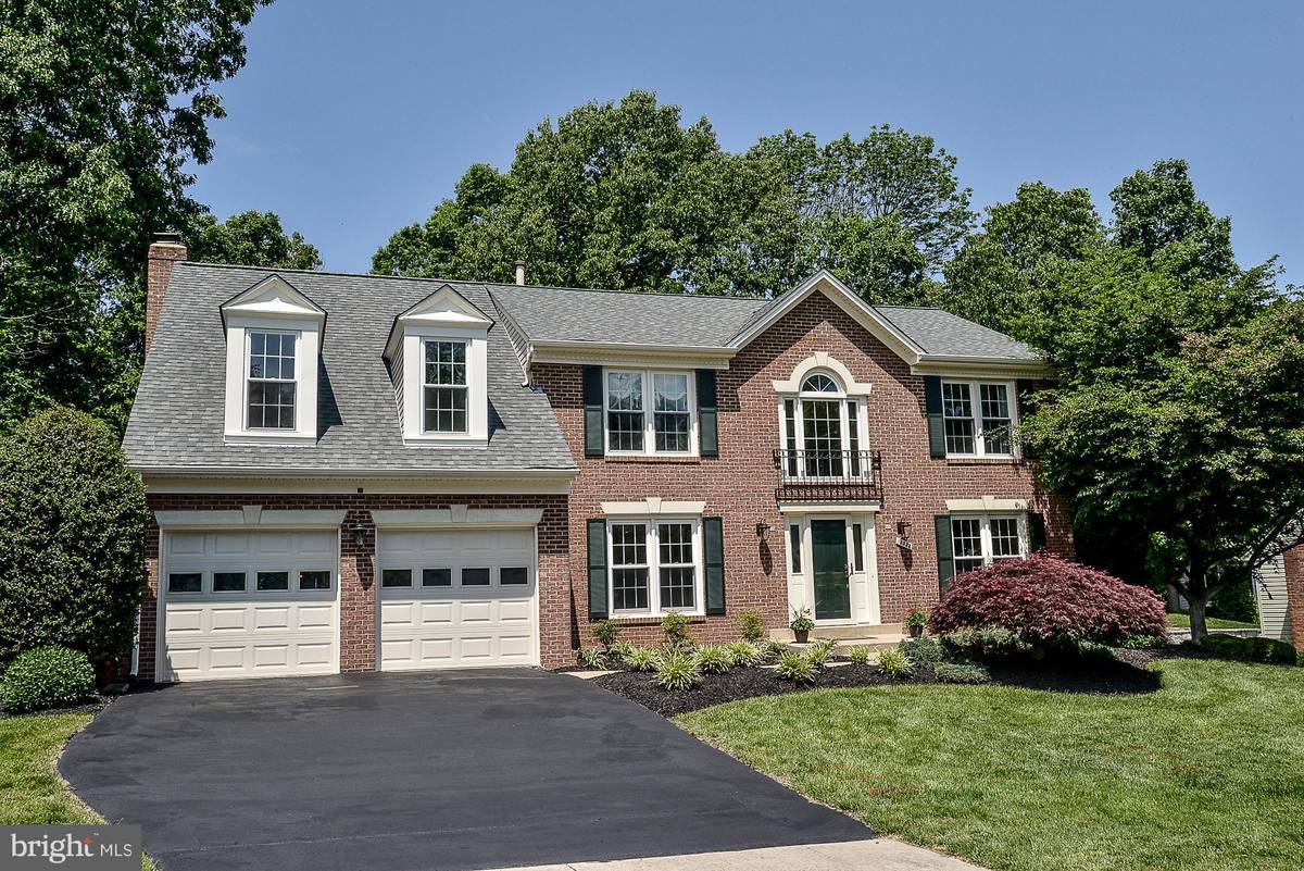 Chantilly, VA 20151,13532 KNOTTY LOG CT