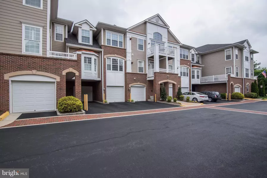 7870 ROLLING WOODS CT #3M2, Springfield, VA 22152