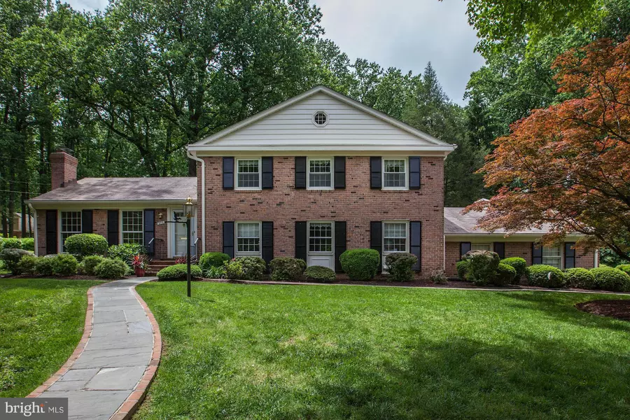 3716 BENT BRANCH RD, Falls Church, VA 22041