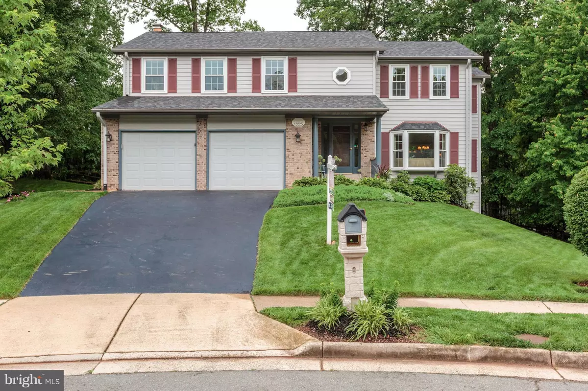 Fairfax, VA 22033,13225 CORALBERRY DR