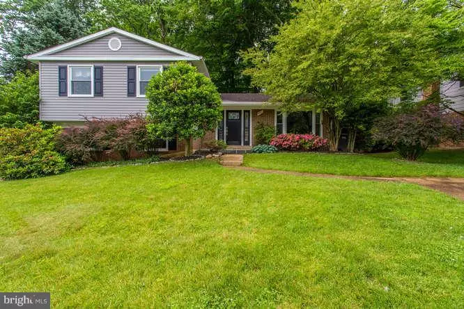 Annandale, VA 22003,4921 ANDREA AVE